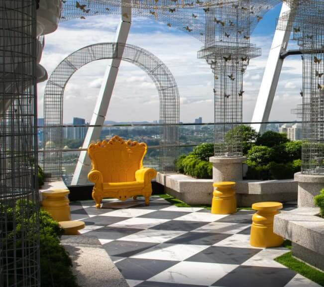 AMI Suites Butterfly Mesh Garden