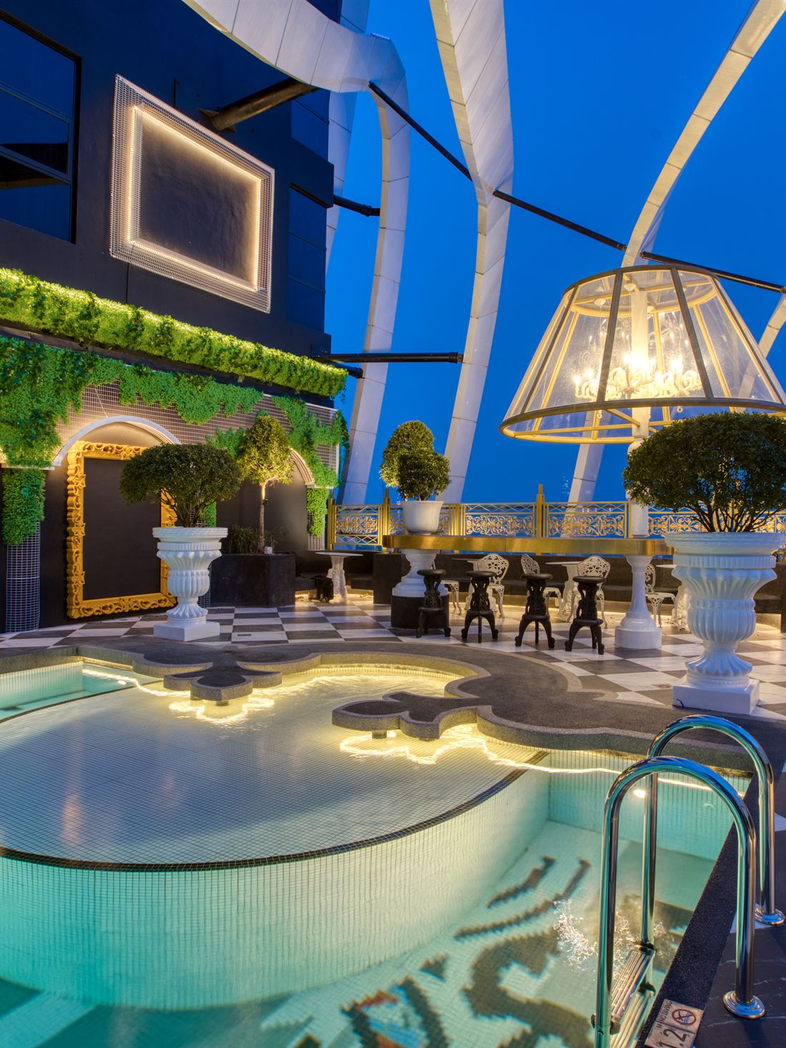 Sky Pool