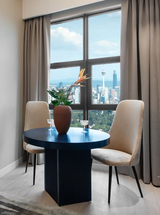 AMI Suites Snug Studio Dining